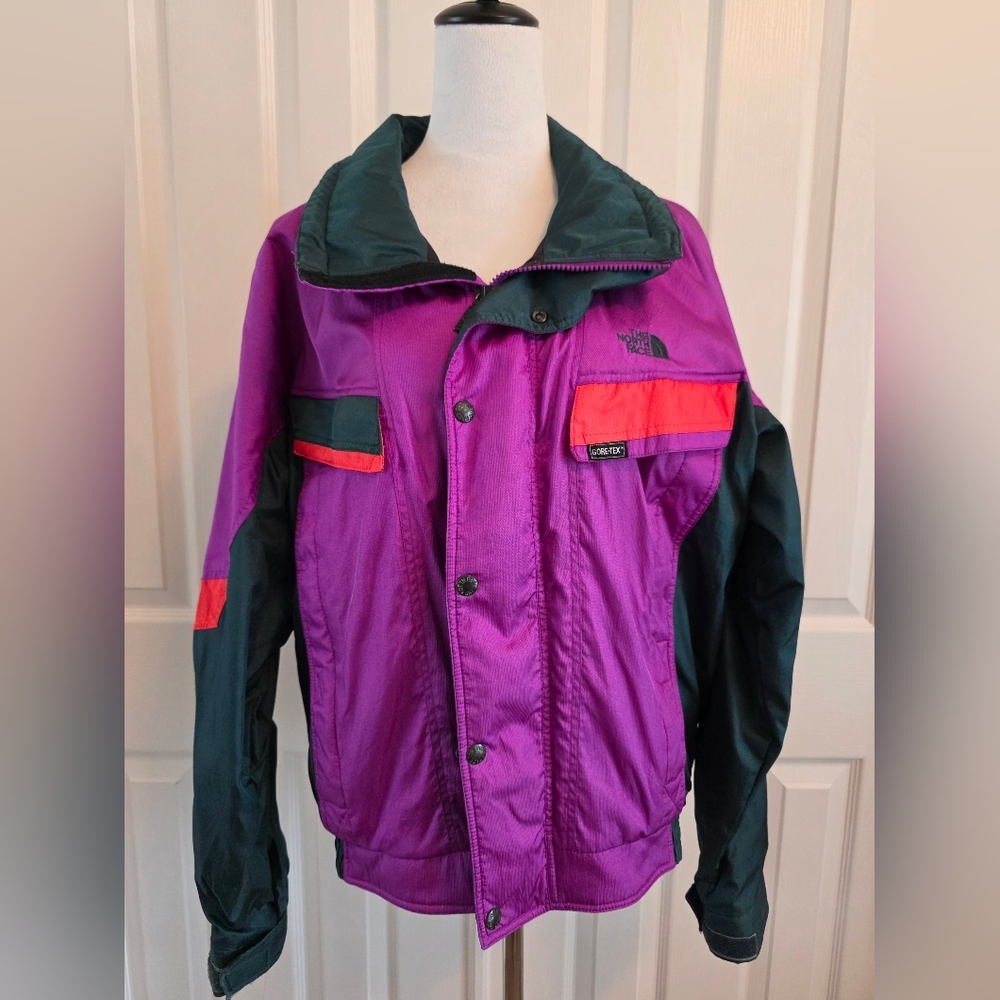 The Nothface 90's Colorblock Gore Tex Water Proof Jacket Size Medium - Picture 8 of 12